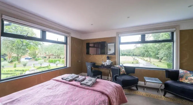 Номер Deluxe Guildford Manor Hotel & Spa