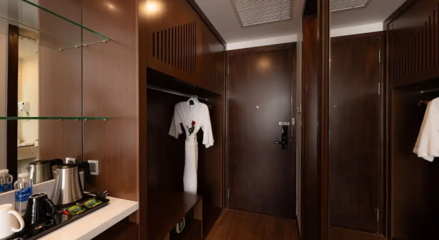 Двухместный номер Deluxe Hạ Long New Century Hotel