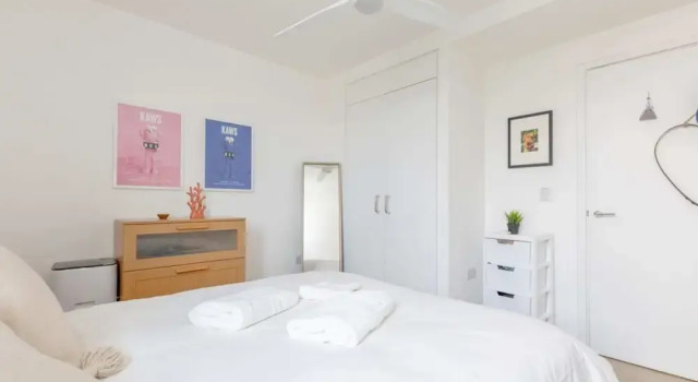 Funky 1BD High-rise Flat W/city Views, Angel!, Забронировать Отель Отели Лондона 4 звезды, рядом с Железнодорожная станция Олд-Стрит, 4*
