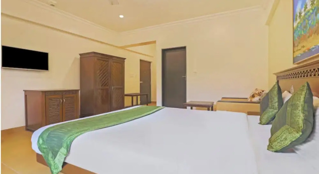 Номер Premium с балконом Treebo Dona Eliza, 700 Meters From Calangute Beach