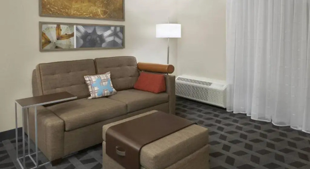 Люкс TownePlace Suites by Marriott Oshawa