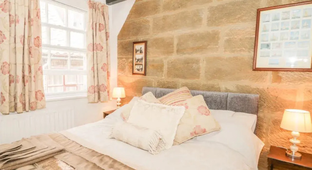 Host & Stay - Thimble Cottage, Забронировать Дом для отпуска Отели Северного Йоркшира с парковкой, Парковка