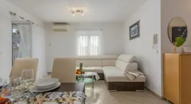 Silver Holiday House