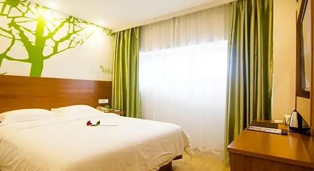 Номер Deluxe Vatica Suzhou Shihu International Education Park Hotel