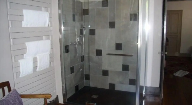 Четырёхместный номер Standard с красивым видом из окна Manoir de la Malartrie
