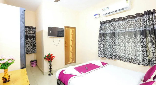 Номер Business SBHS Homestay - Garudadri - Tirupati Bus Stand