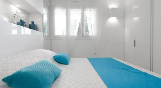 SERRENDY 3 minute-walk to the beaches! Cozy 2-bedroom apartment