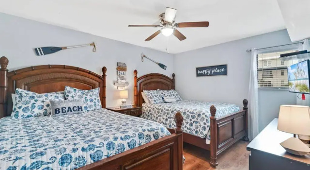 Sandpiper 12A-Beach Blessings Completely updated Beachfront Condo-Heated Pool, Prenota Hotel Hotel a Alabama con piscina, Piscina