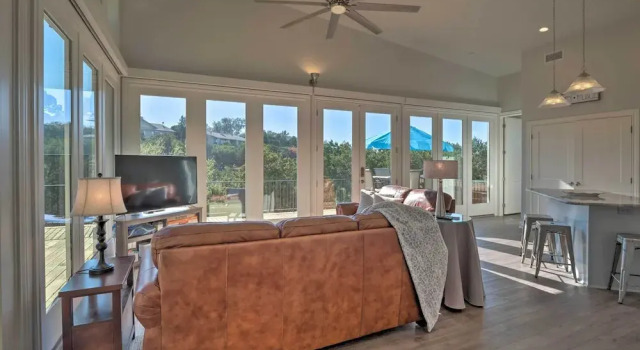 Modern Lake Travis Haven w/ Resort Amenities!