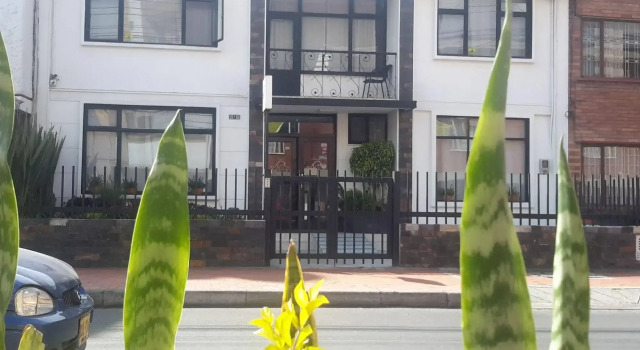 Central House Hotel