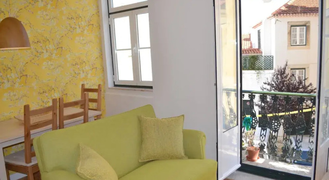 RH Alfama Chocolate, Забронировать Отель Отели Лиссабона 3 звезды, рядом с Portas do Sol Belvedere, 3*