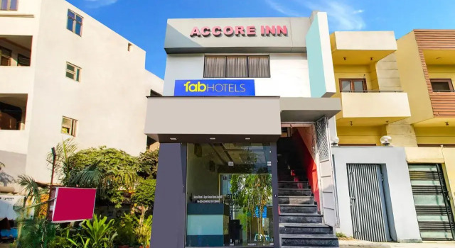 Fabexpress Accore Inn