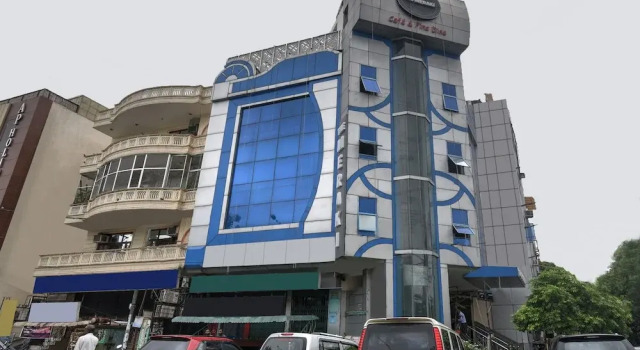 Oyo Flagship 23992 Sunrize Hotel Rohini, Забронировать Отель Отели Нью-Дели с завтраком, Завтраки