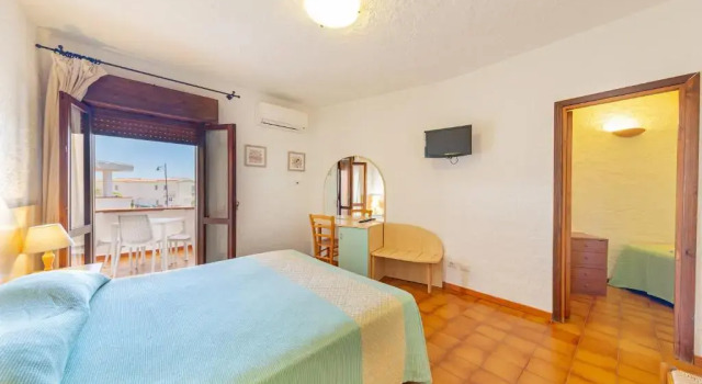 Четырёхместный номер Standard Hotel Mare Blue