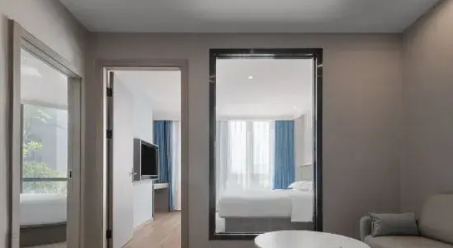Люкс Yaqi Hotel (Ningbo Beilun Meishan Island)