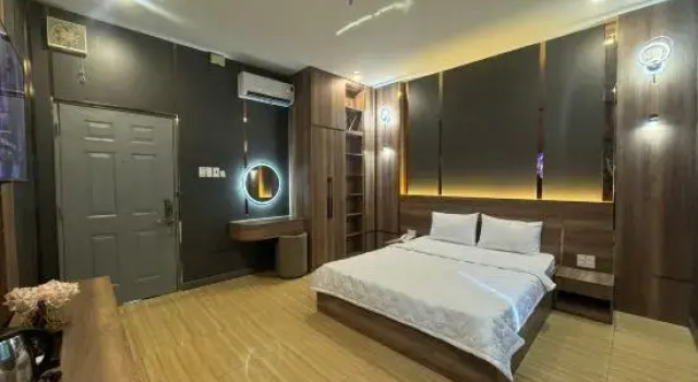 LUXURY Hotel Pham Van Dong