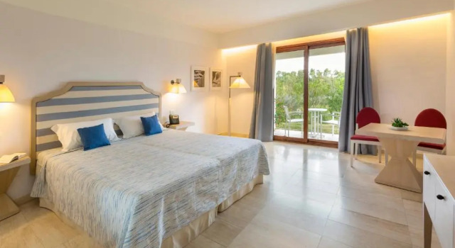 Двухместный номер Comfort Grande Baia Resort & Spa