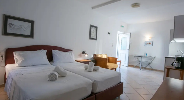 Студия Polydoros Appartments