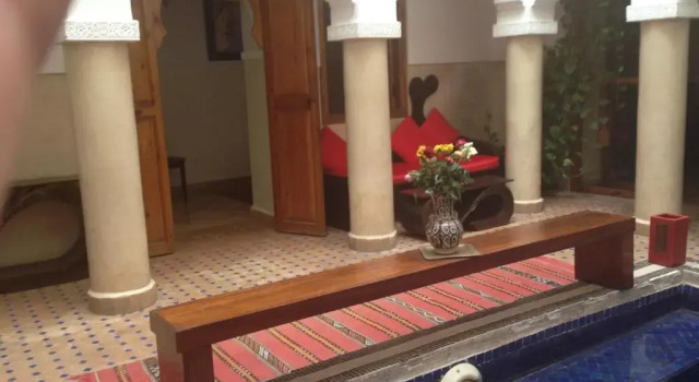 Camera Standard Riad Chalymar