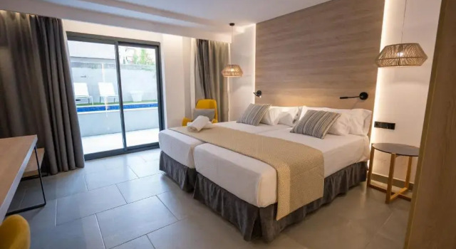 Hotel Morlans Suites, Rezerwuj Hotel Hotele w Majorka z parkingiem, Parking