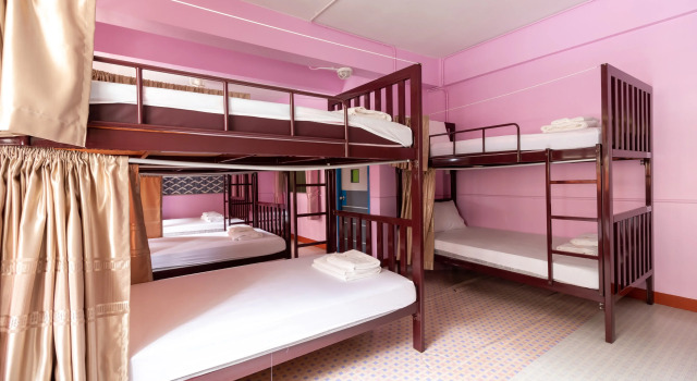 Кровать в общем номере (мужской номер) Hatyai Dee Hostel