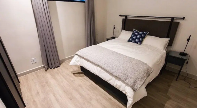 Апартаменты Deluxe с 2 комнатами с балконом и с видом на город The Lineal Luxury Apartments