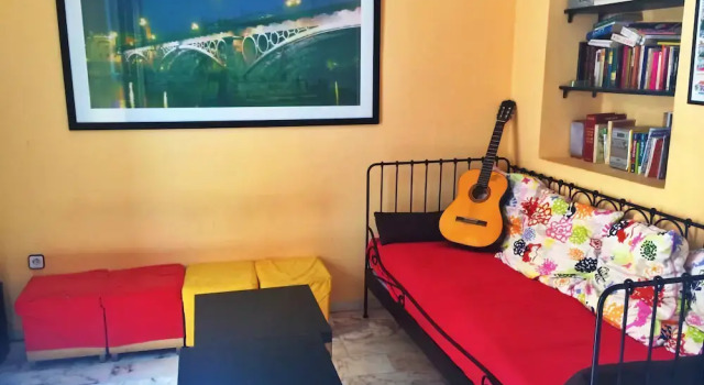Triana Backpackers