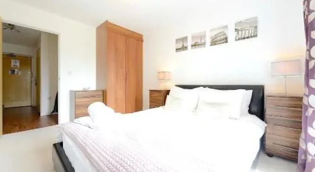 Woking Town Centre by Deilamy Homes, Забронировать Отель Отели Западного Суссекса 5 звезд, 5*