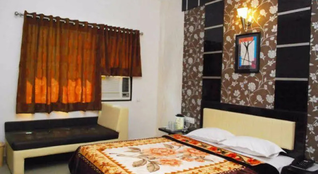 Vista Rooms at Sanyas Ashram, Rezerwuj Hotel Hotele w Gujarat ze śniadaniem, Śniadanie