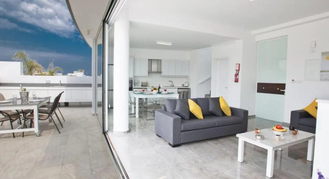 Villa Olive Bronze, Luxurious 2Bdr With Pool, Close To Protaras Strip And Beach, Забронировать Вилла Виллы Протарас, рядом с Пляж Вриссиана, Вилла