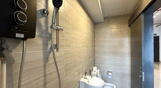 KL35 Studio @ 3 Towers/Jln Ampang (3pax)