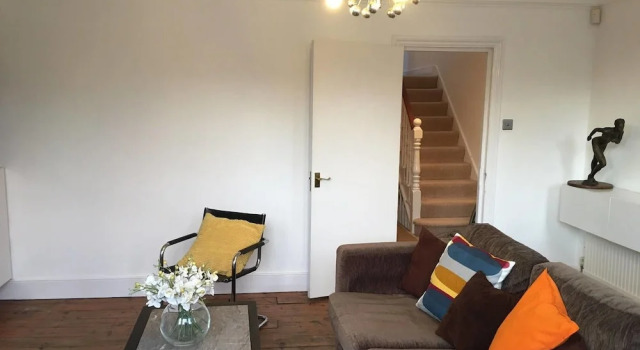 Perfect 2bed Flat in Lively Clapham, Забронировать Отель Отели Баттерси 3 звезды, 3*