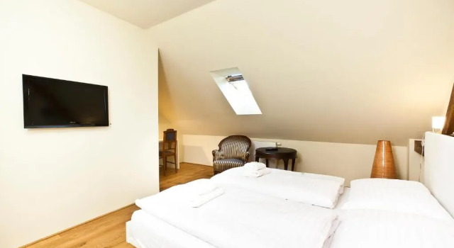 Четырёхместный номер Comfort Hotel Latrán
