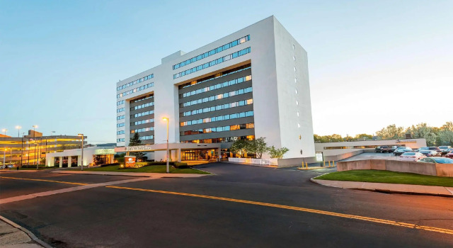 Номер Standard DoubleTree by Hilton Binghamton