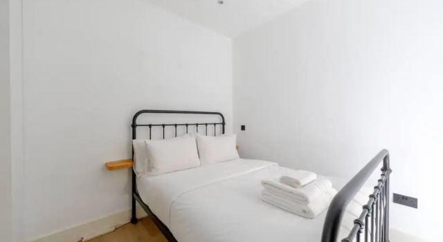 Двухместные апартаменты с балконом Charming & Stylish 1BD Flat - Bethnal Green