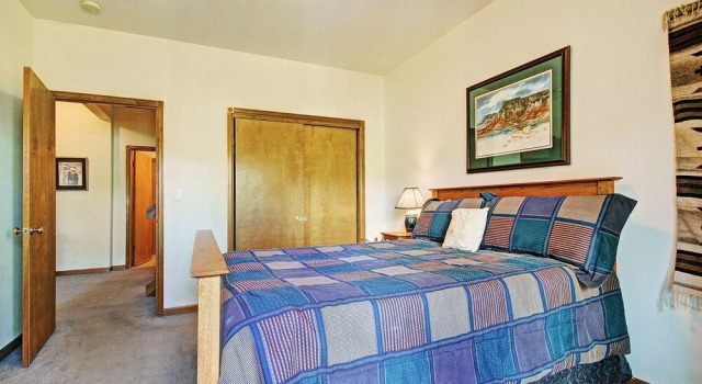 127 Lookout Ridge 2 Bedroom Townhouse by RedAwning, Book Lejlighed Dillon Vail Ski, nær Dillon Reservoir