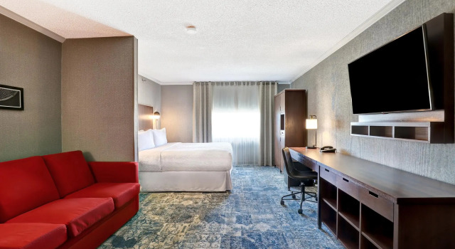 Двухместный номер Deluxe Отель Four Points by Sheraton Toronto Mississauga