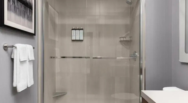 Номер Standard Hyatt House Mississauga / Airport Corporate Centre