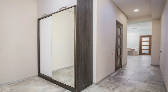 Stay Inn на просп. Маштоца, 33/1, Забронировать Отель Отели Еревана 4 звезды, рядом с Площадь Республики, 4*
