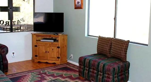Moonridge Den- One Bedroom