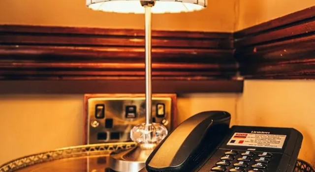 Номер Deluxe Russell Court Hotel