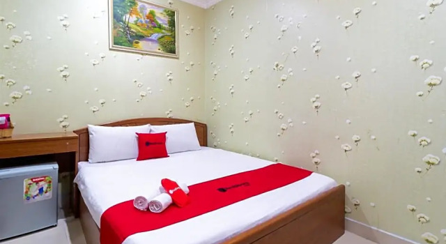 Номер Superior RedDoorz Nam Bac Hotel Phan Dang Luu Phu Nhuan
