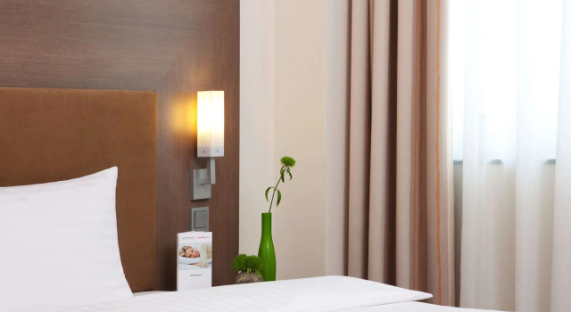 Двухместный номер Standard IntercityHotel Hannover