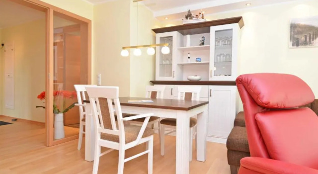 Апартаменты strandnahe FeWo mit 2 Schlafzimmern und Terrasse, Residenz Margarete, Binz