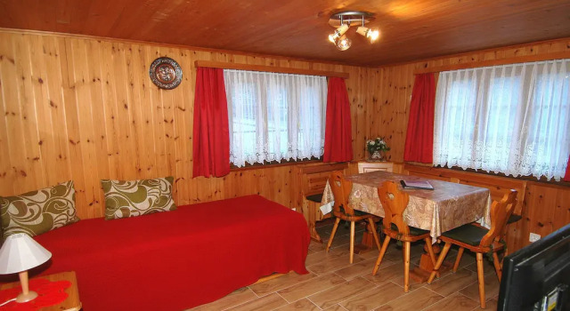 Glacier Views & Ski Trails, Prenota Appartamento Hotel a Canton Vallese con parcheggio, Parcheggio
