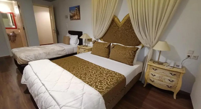 Номер Standard Queens Leriotis Hotel