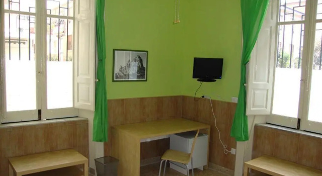 Номер Standard La Maison des Livres