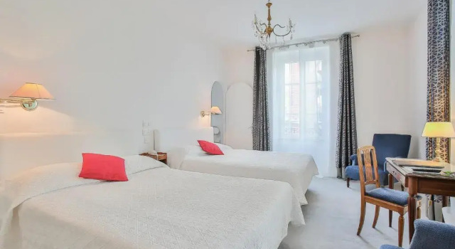Номер Standard Logis Hotel Royal Saint-Mart