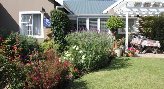 Коттедж Hubbs Place
