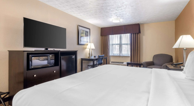 Двухместный номер Standard Best Western Campbellsville Inn